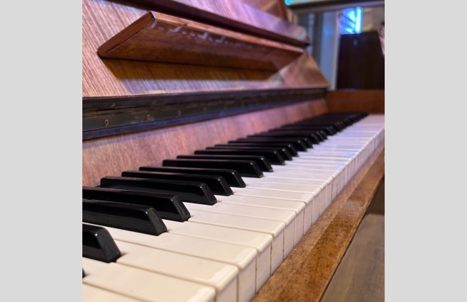 Lirika Mahogany Upright Piano, Used Trade Price Bargain (SN:249208) - Image 7